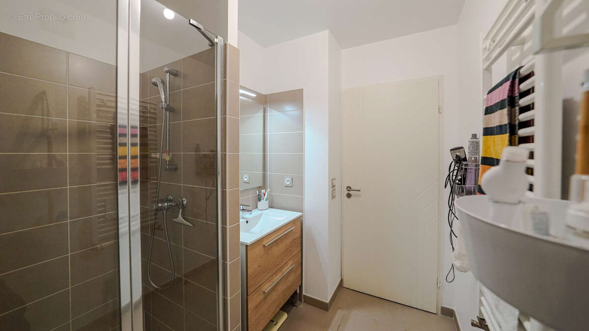 Appartement à SAINT-JEAN-DE-VEDAS