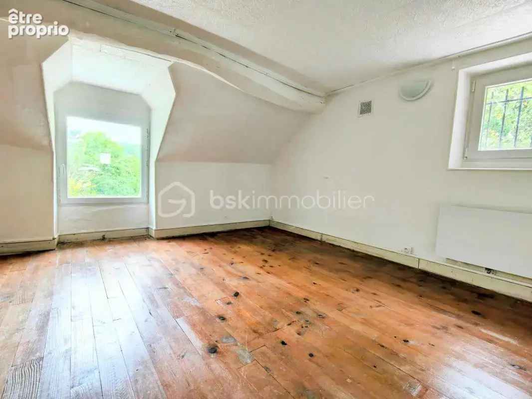 A l'abris des regards, maison rénovée dans un écrin boisé au calme - photo 9