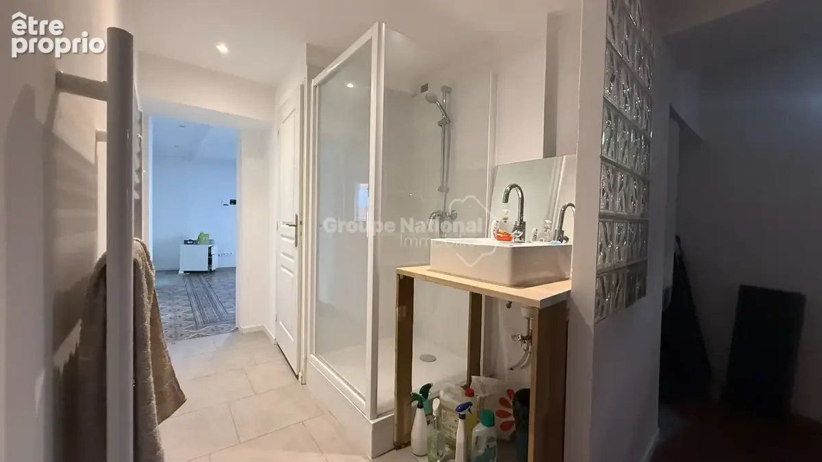 Les arcs-sur-argens - t2 lumineux au premier étage - idéal premier achat ou investissement - photo 5