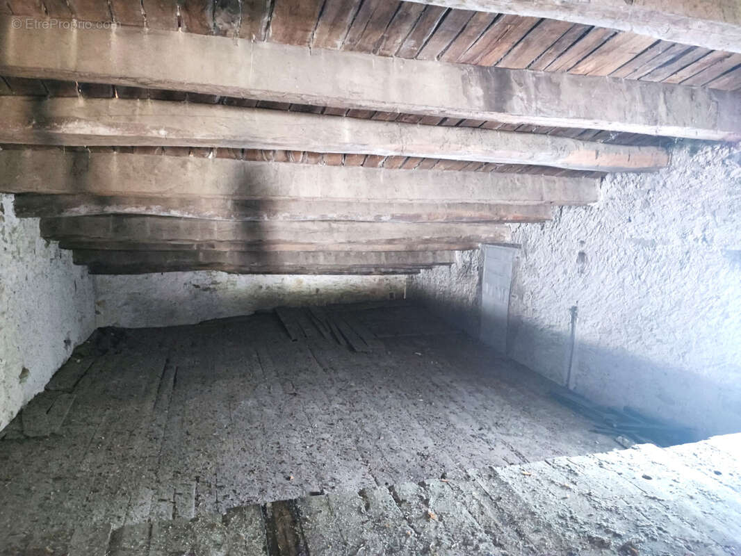 Maison à PEYRIAC-MINERVOIS