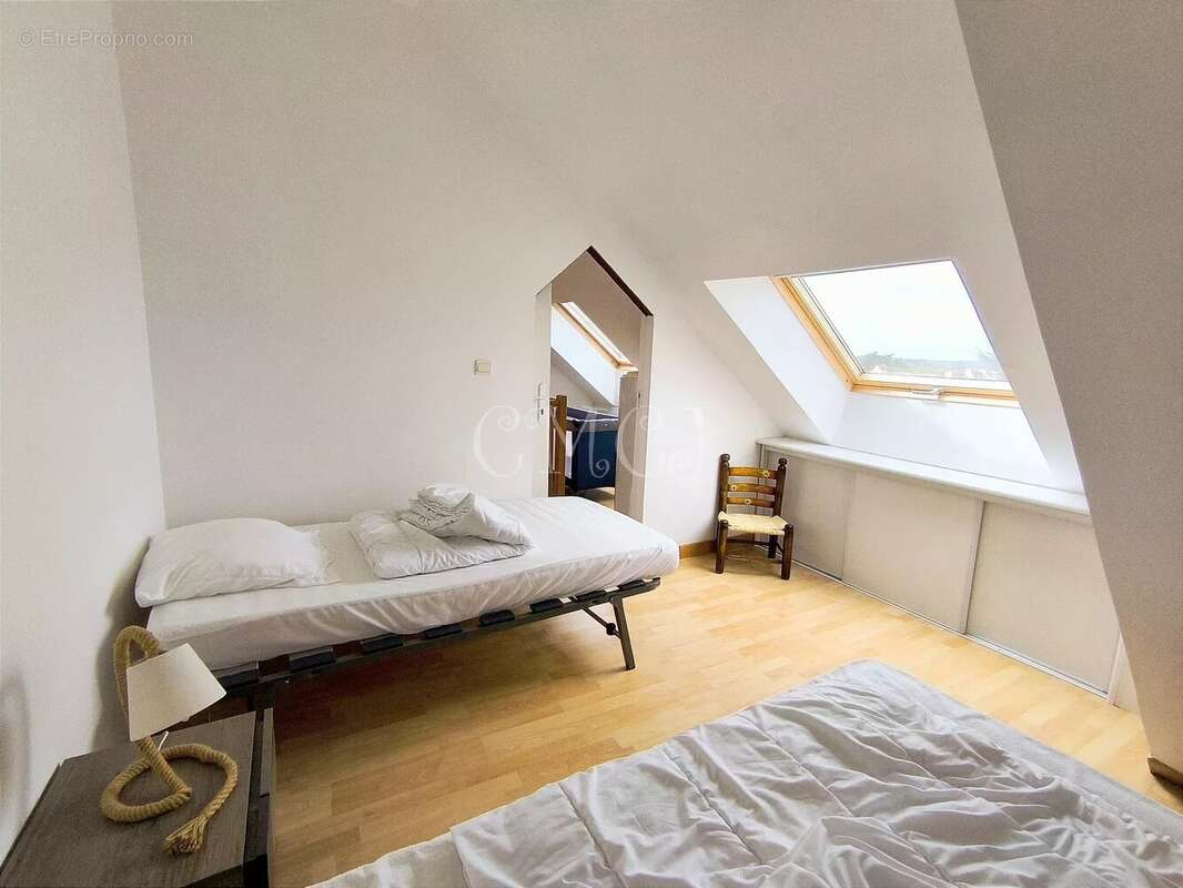 Appartement à LOCQUIREC