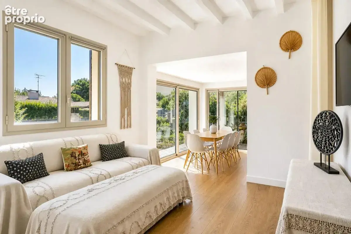 Maison de 7 pièces de 140 m² à Arès Emplacement d’exception - photo 1