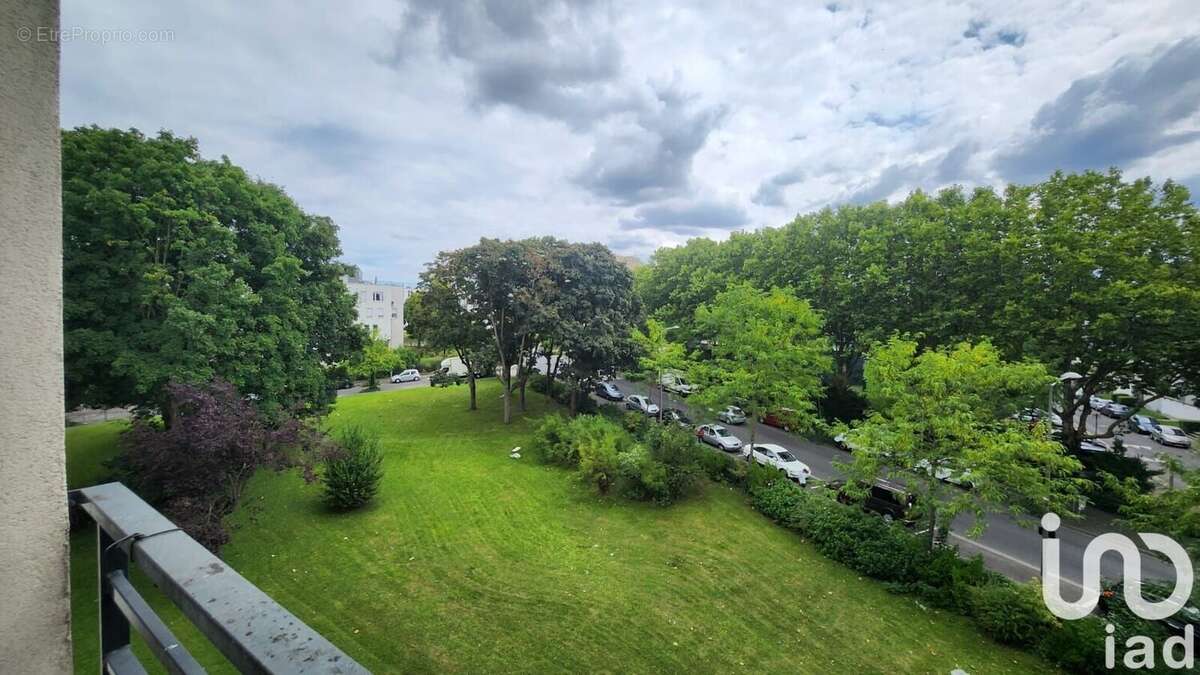 Photo 2 - Appartement à GARGES-LES-GONESSE