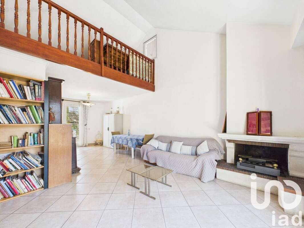 Photo 3 - Maison à THIAIS