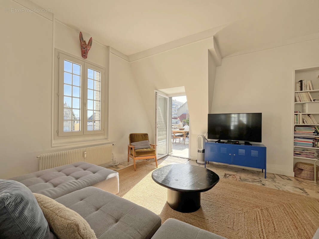 Appartement à ASNIERES-SUR-SEINE