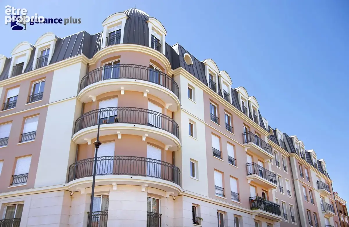 Appartement à LE PERREUX-SUR-MARNE