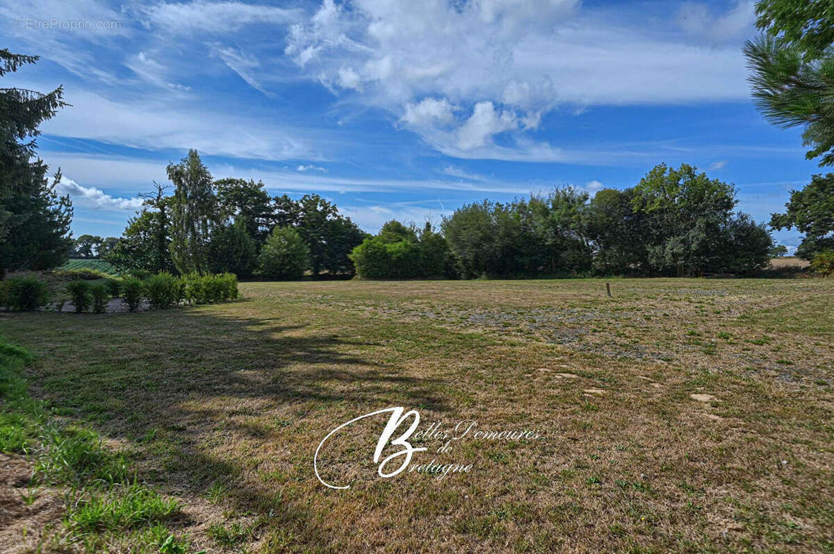A vendre manoir et ses dépendances sur 1.7 hectare Côtes d'Armor - photo 20
