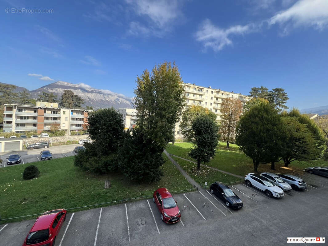 Appartement à GIERES