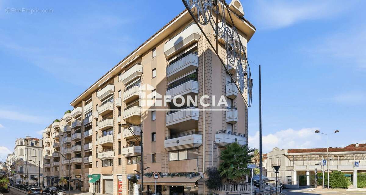 Appartement à CANNES