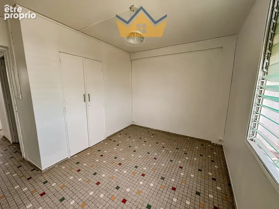 Appartement 5 pièces 69 m² à vendre à Fort-De-France (97200) - photo 9