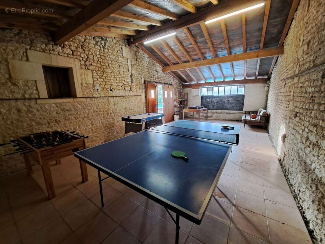 20230623_075151.jpg - Maison à SAINT-PIERRE-DE-JUILLERS