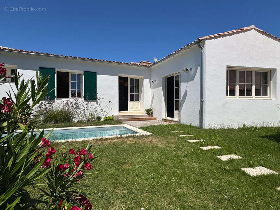Maison à LE BOIS-PLAGE-EN-RE