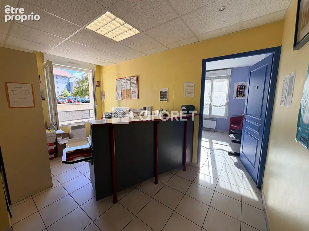 Grand appartement à aménager ou divisible en 2 appartements T3, 2 parkings - photo 6