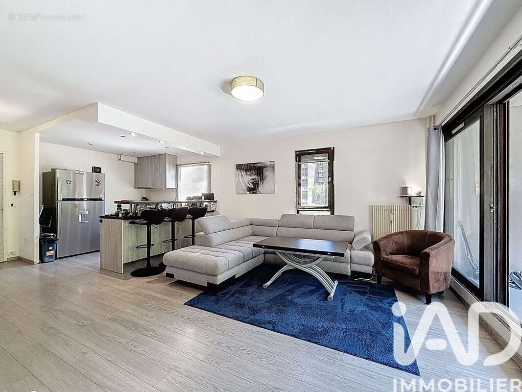 Photo 5 - Appartement à LE COUDRAY-MONTCEAUX