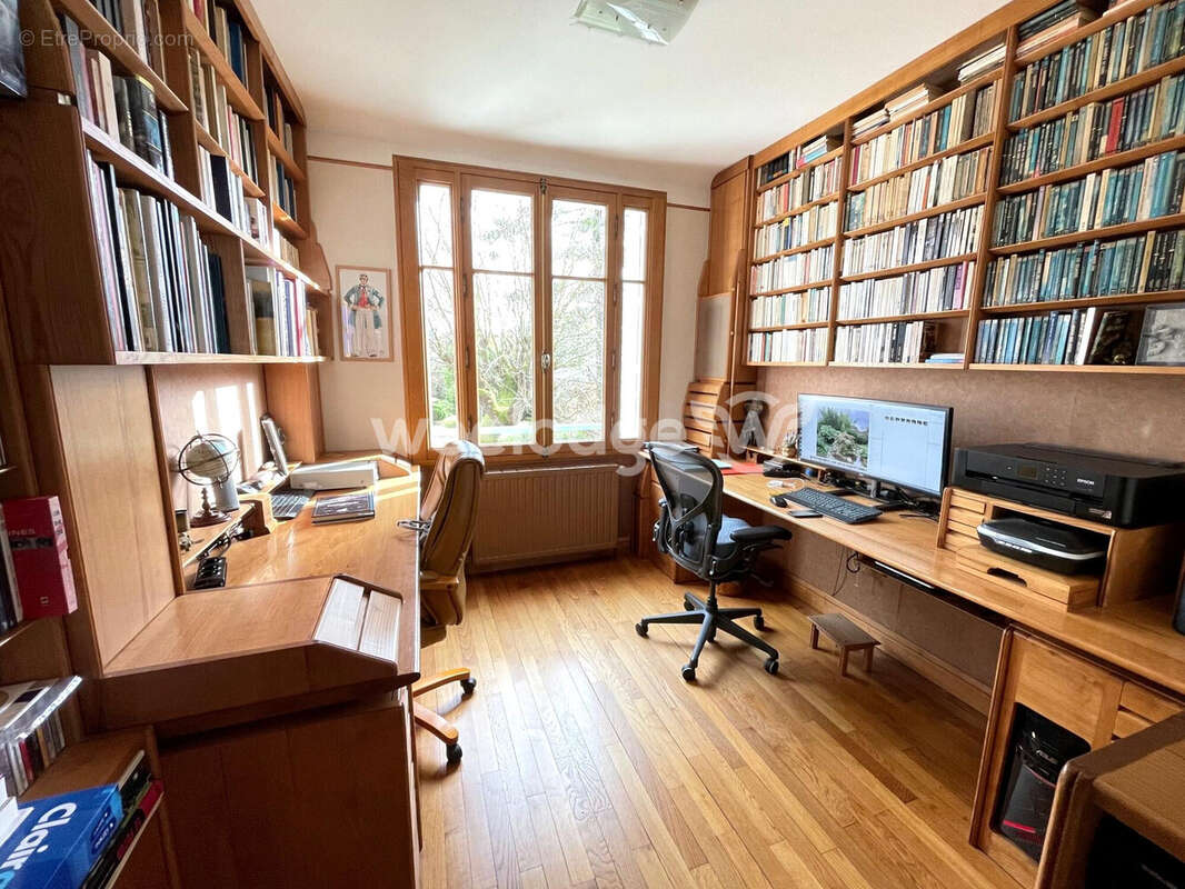 Maison à CONFLANS-SAINTE-HONORINE