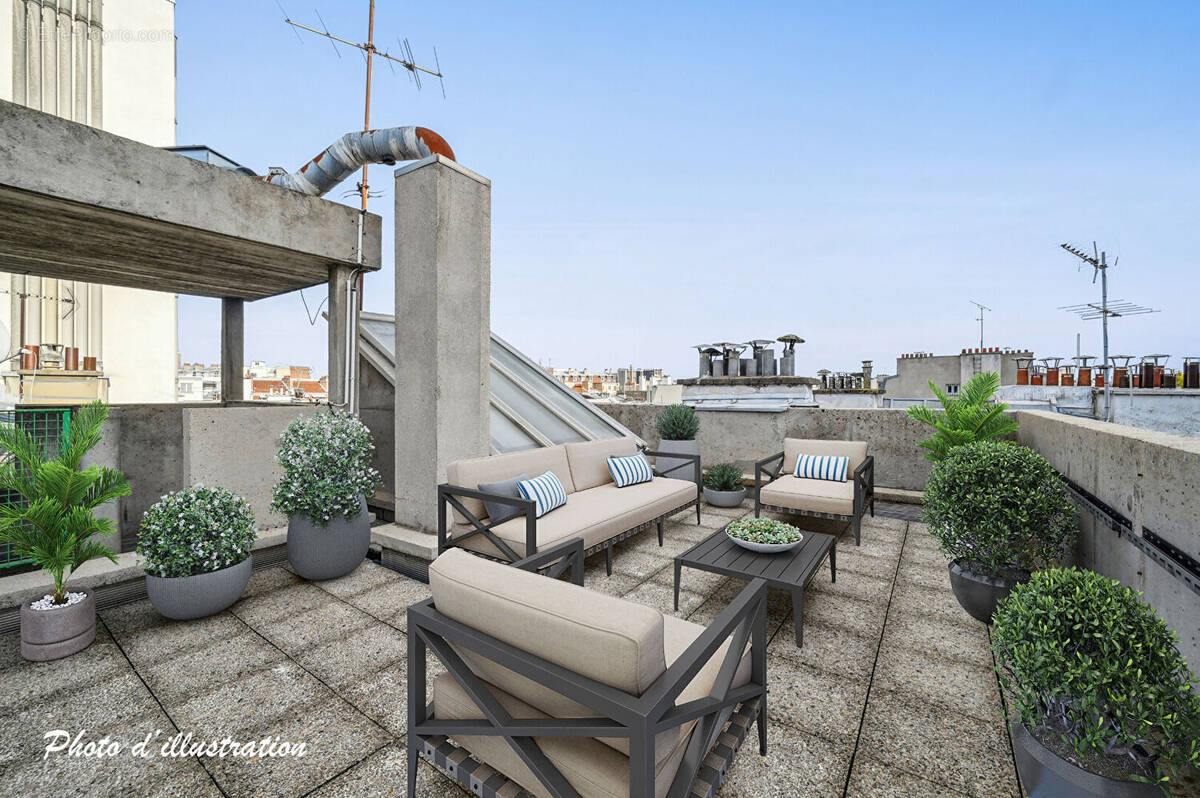 Appartement à PARIS-14E