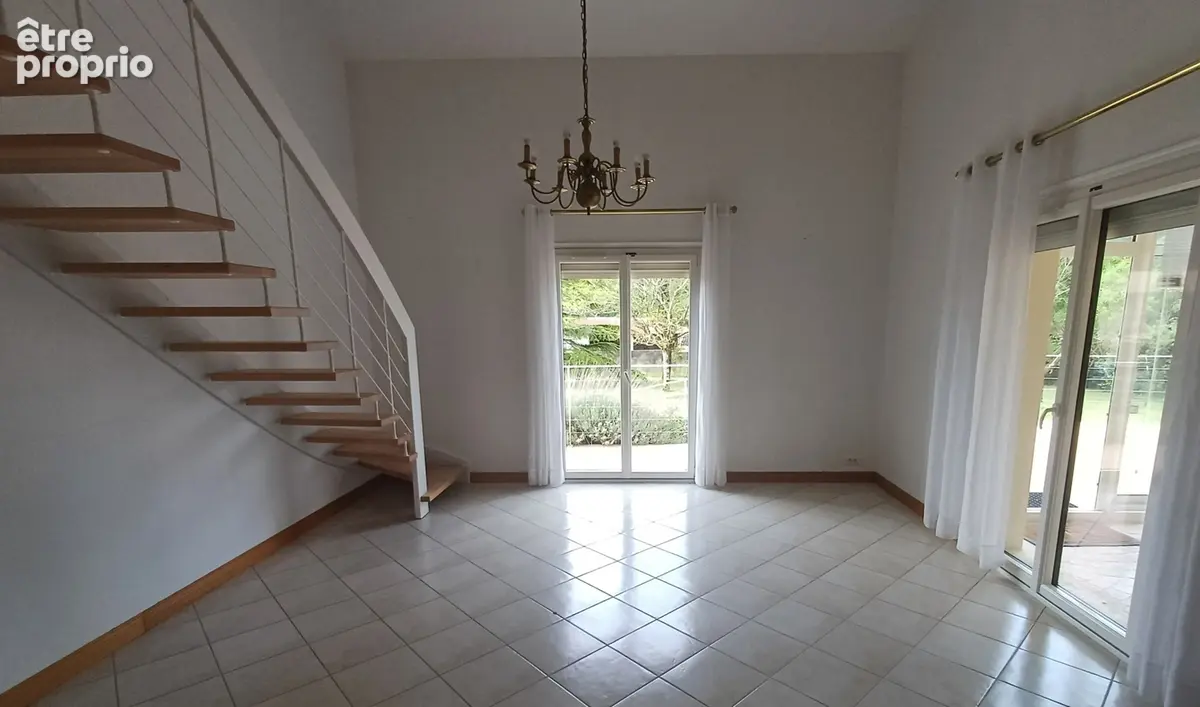 Maison à LA COURONNE