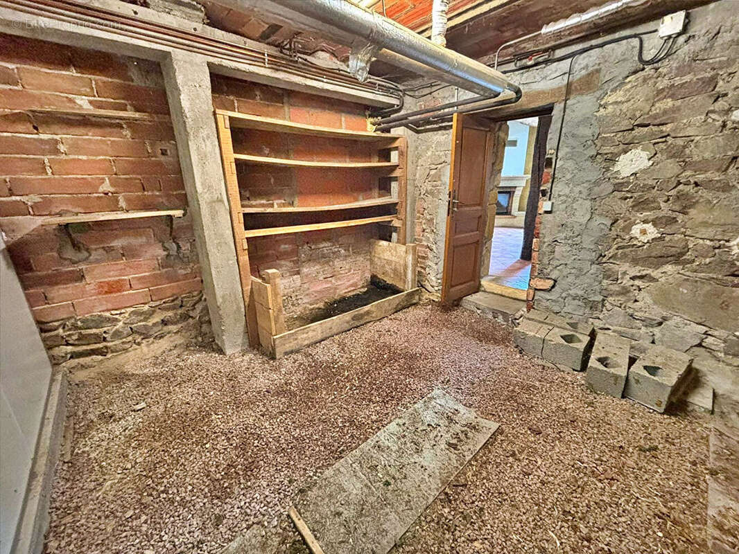 Maison à OUCHES