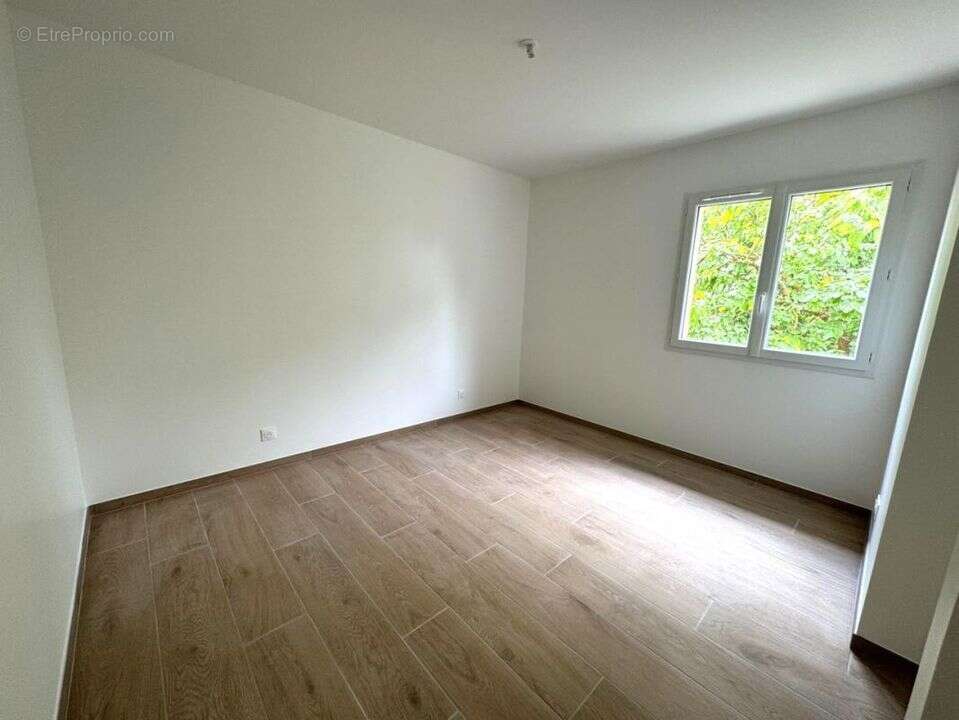 Maison à ROMANS-SUR-ISERE