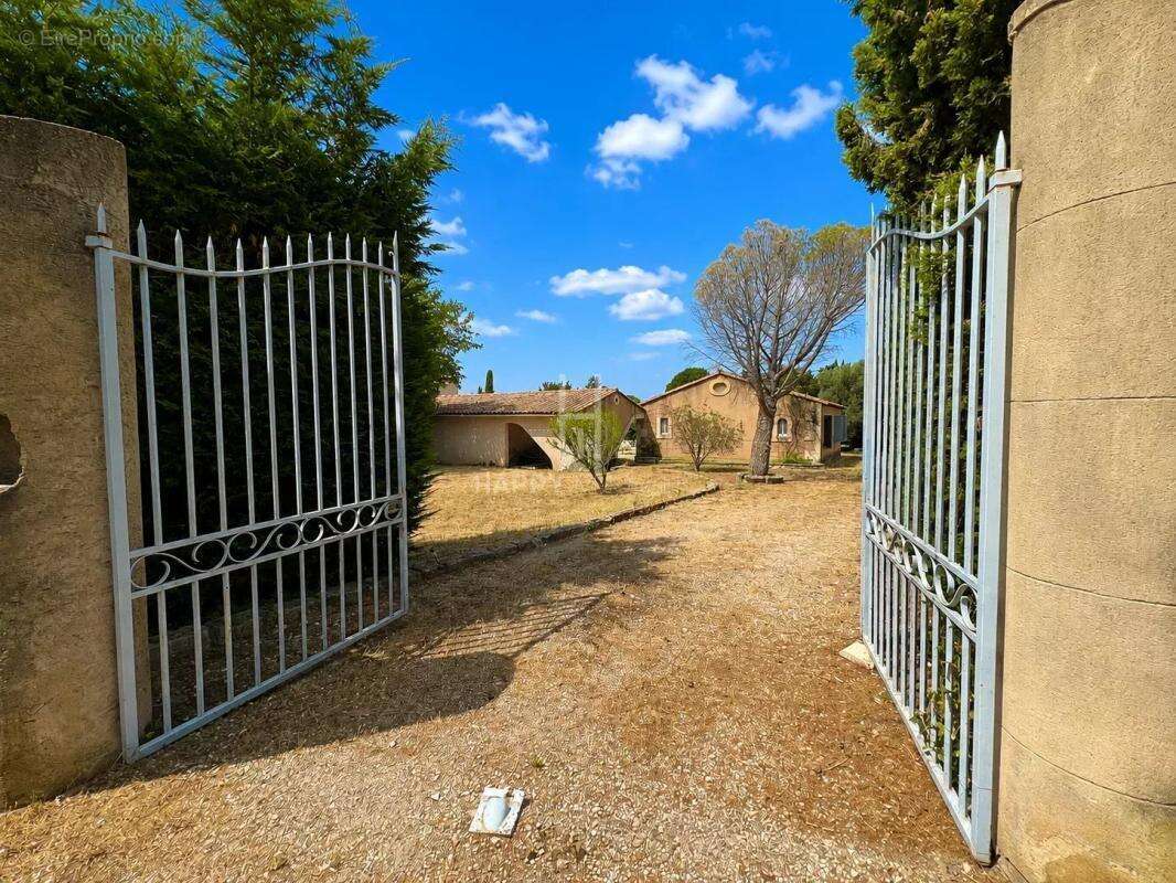Maison de Plain Pied dans les Alpilles - photo 3