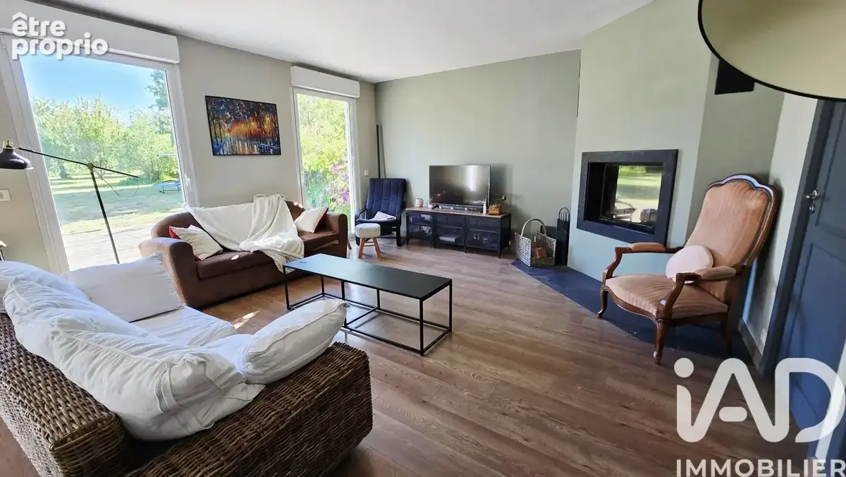 Photo 1 - Maison à LESTREM