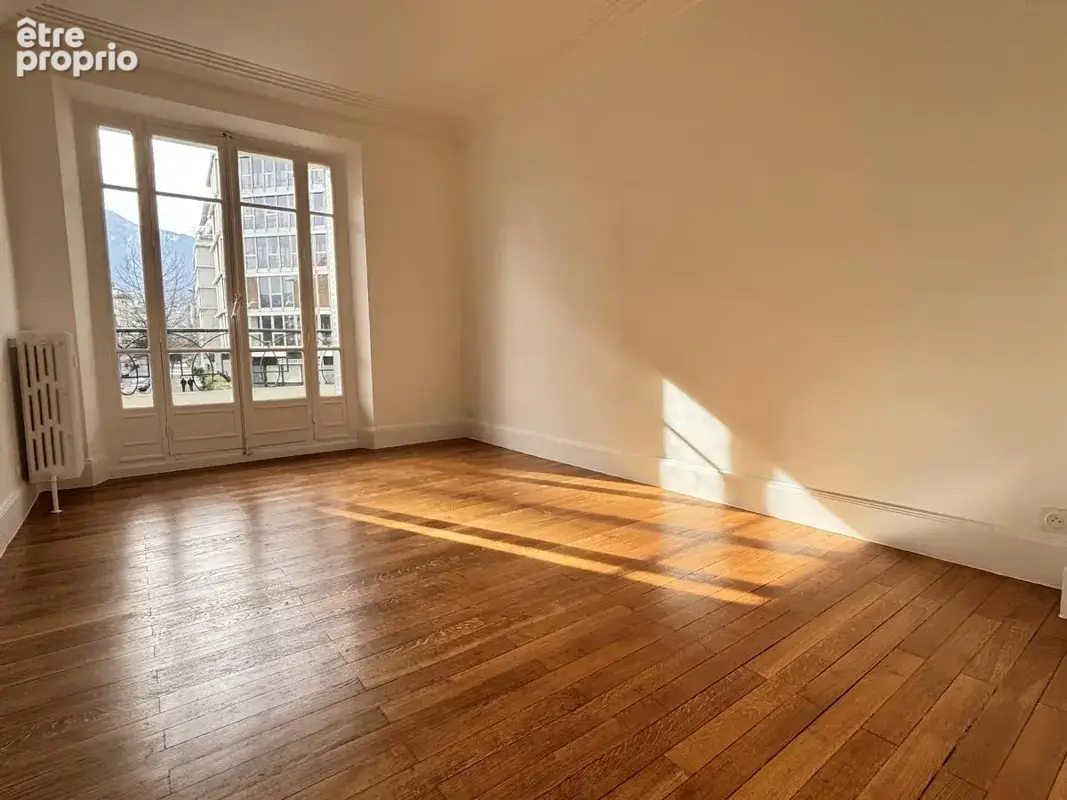 Appartement 100 m² à Grenoble  - photo 8