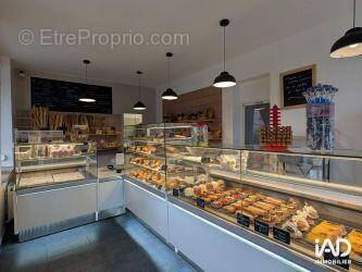 Photo 1 - Commerce à LYS-LEZ-LANNOY