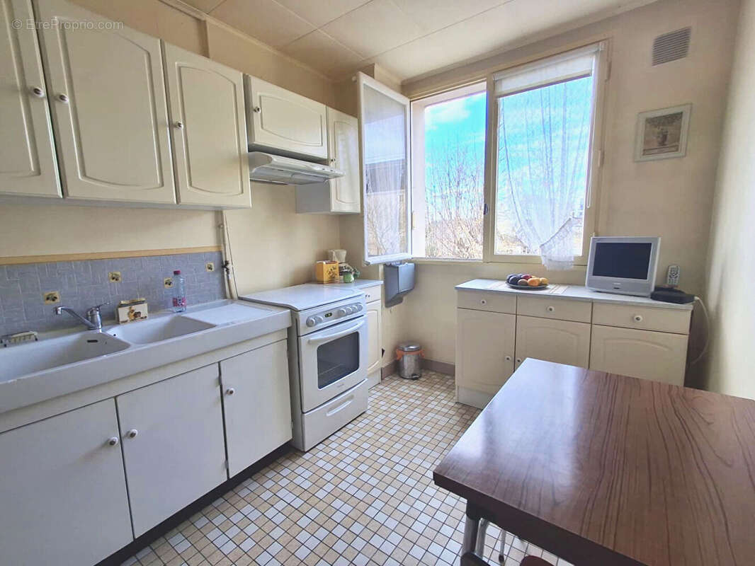 Appartement à RUEIL-MALMAISON