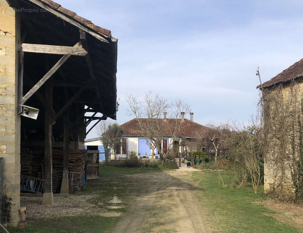Maison à LAGRAULET-DU-GERS
