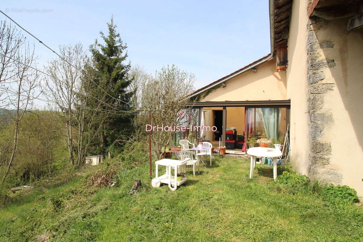 Maison 76 m² à Saint-Amour  - photo 50