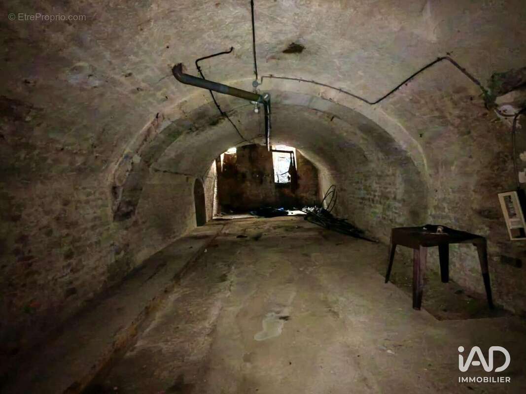 Photo 8 - Commerce à NEUFCHATEAU