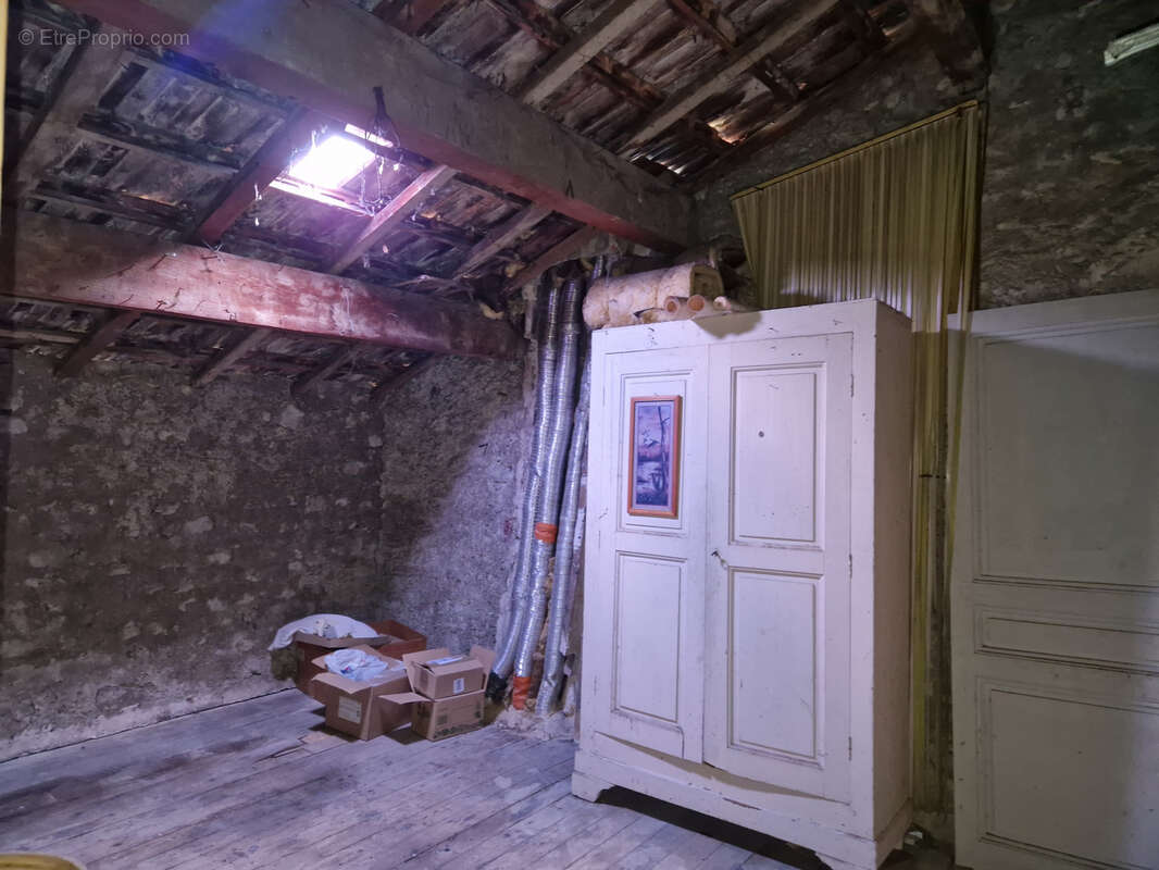 Appartement à NYONS