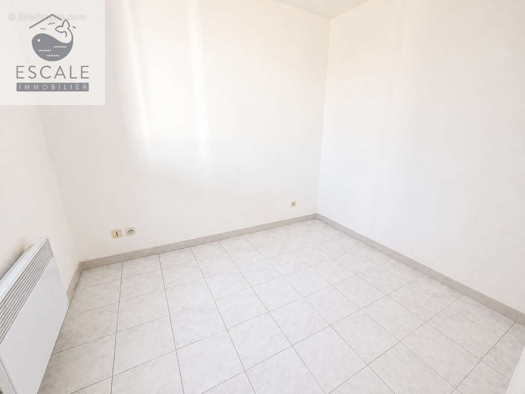 Vente type 2 cabine + garage en sus quartier les quilles a sete - photo 11