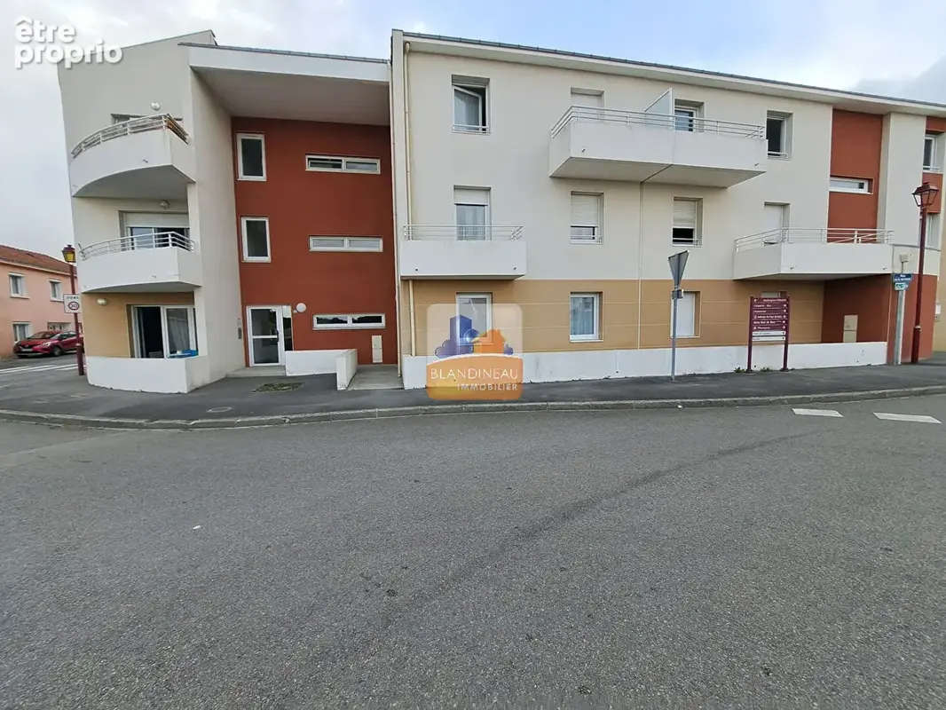 Photo Appartement à Port-Saint-Pere au prix de 174 950€