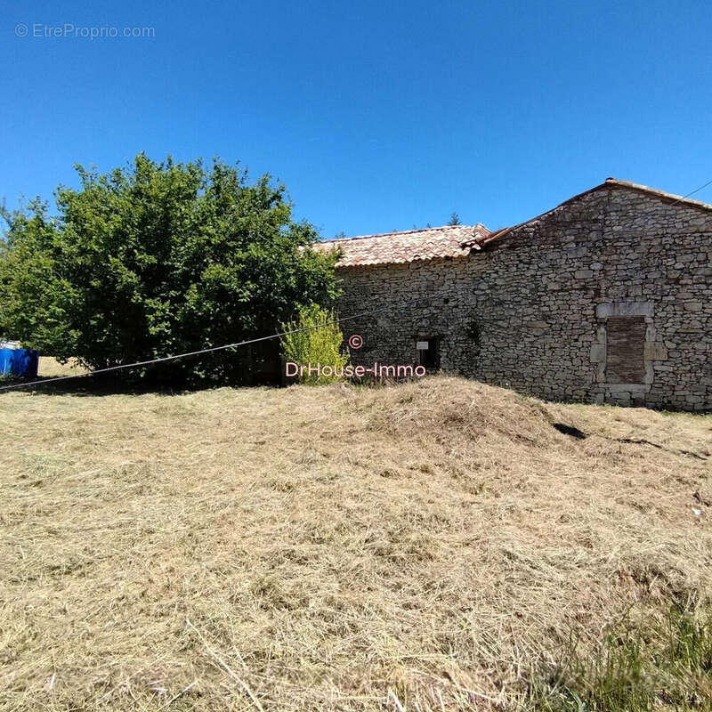 Maison à GAGEAC-ET-ROUILLAC