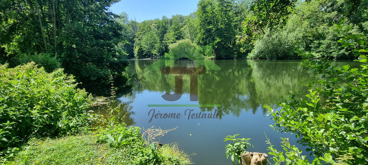 Terrain à CHATEAUDUN