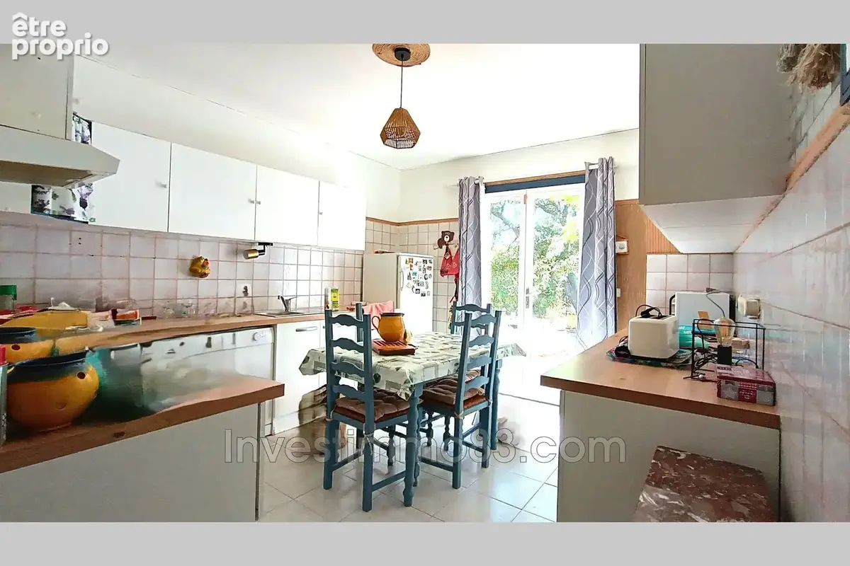 Maison 6 pièces 166 m² à vendre à Sainte-Anastasie-Sur-Issole (83136) - photo 7