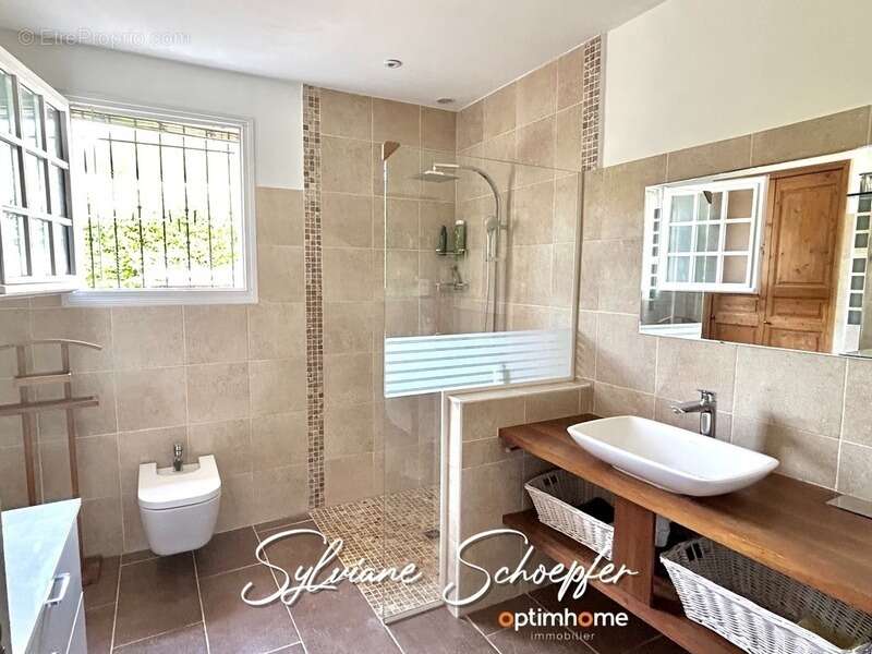 Maison à SAINT-PAUL-TROIS-CHATEAUX