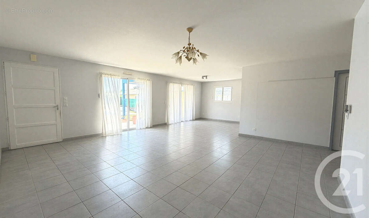 Maison 102 m² à Begles  - photo 3