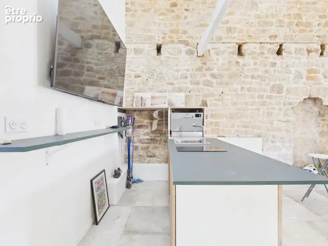 Port-louis – maison familiale avec longère rénovée, piscine et jardin - photo 6