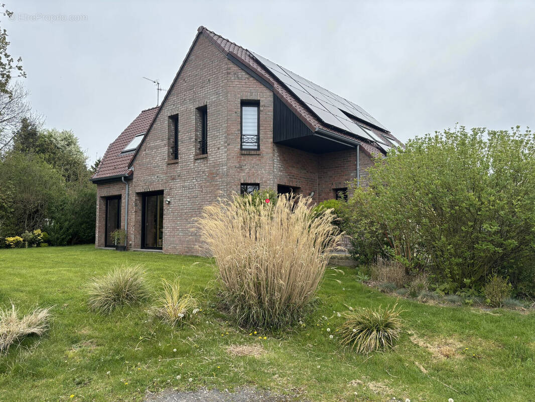 Maison à CAMPHIN-EN-PEVELE