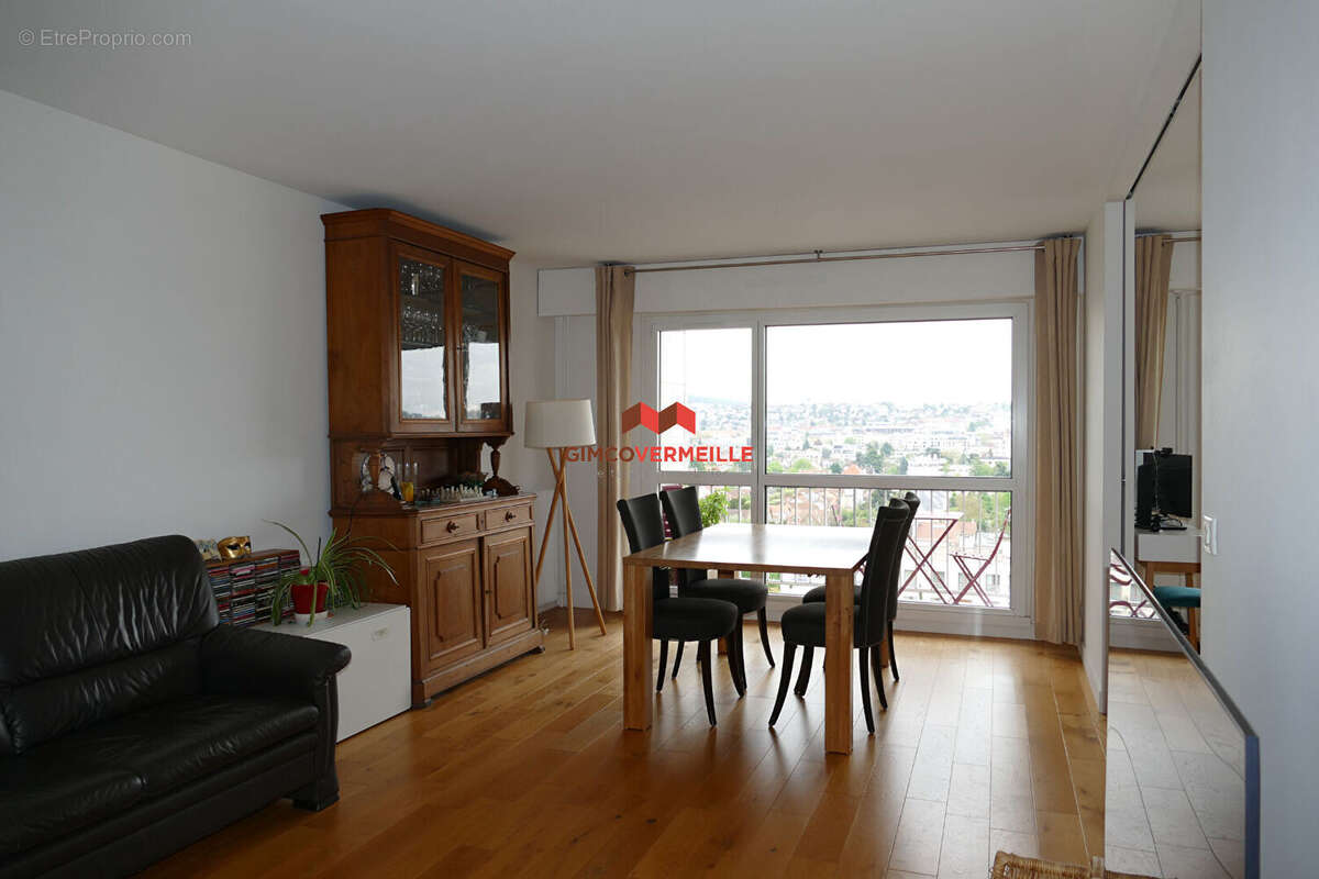 Appartement à RUEIL-MALMAISON