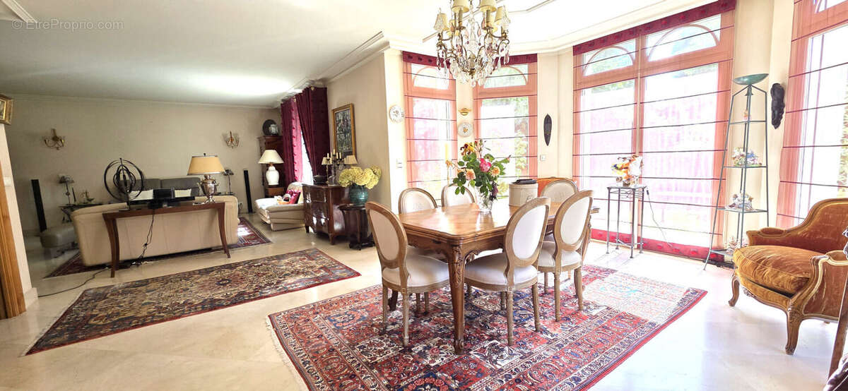 Maison à MONTMORENCY