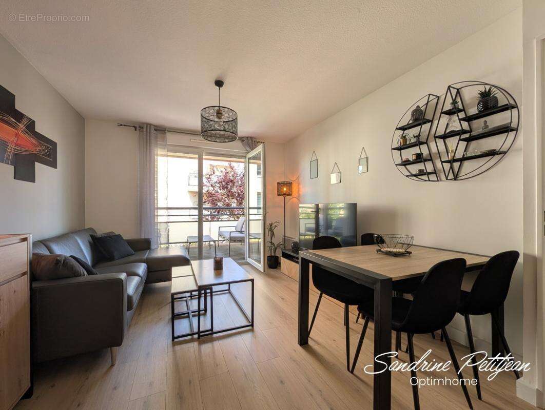 A vendre - Appartement T2 de 41.39m² - 1 chambre - avec Garage - Saint Marcel en Dombes 01390 - photo 2