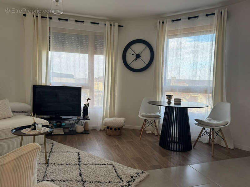 Appartement à MANTES-LA-JOLIE