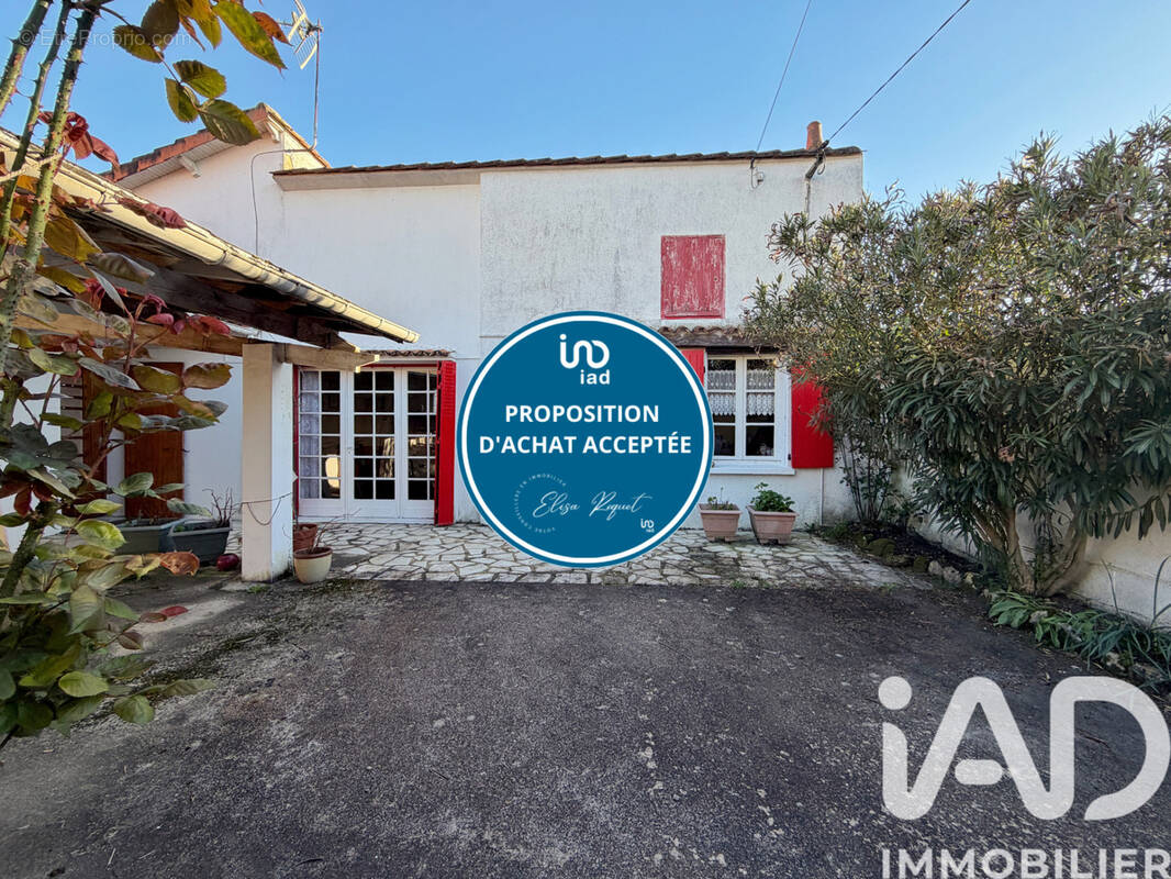 Photo 1 - Maison à RUELLE-SUR-TOUVRE