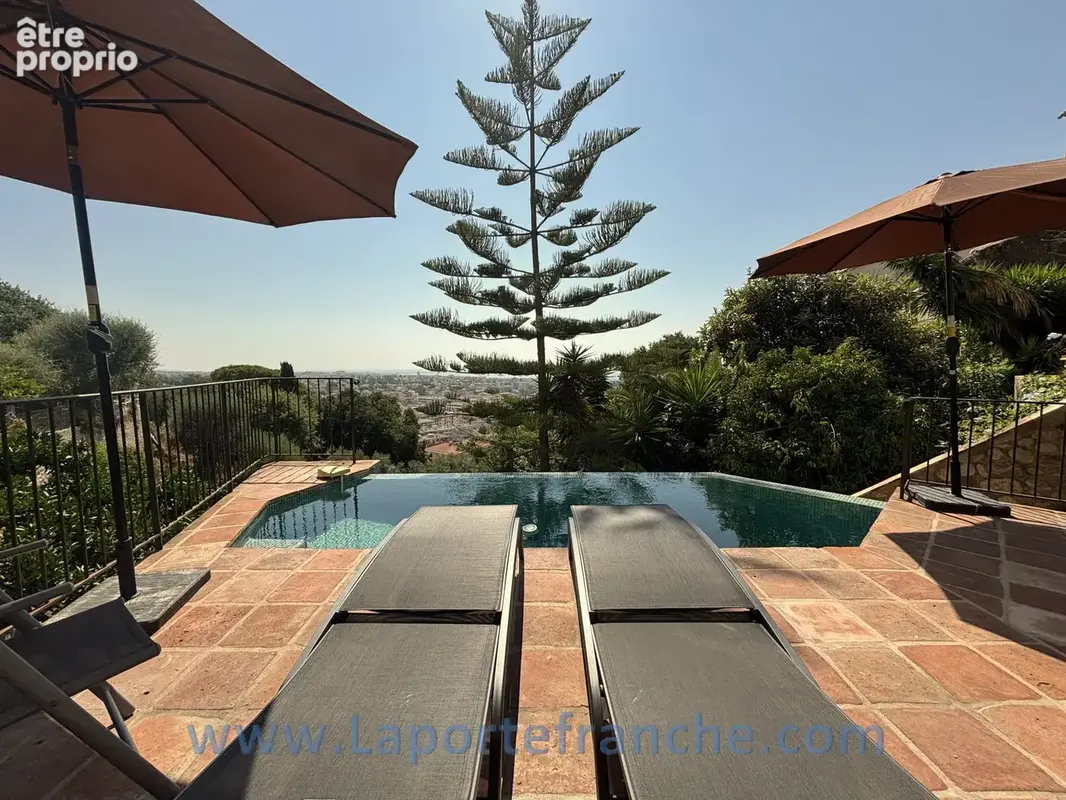 HAUT DE CAGNES maison de charme avec piscine, terrasses vue mer et parking - photo 7