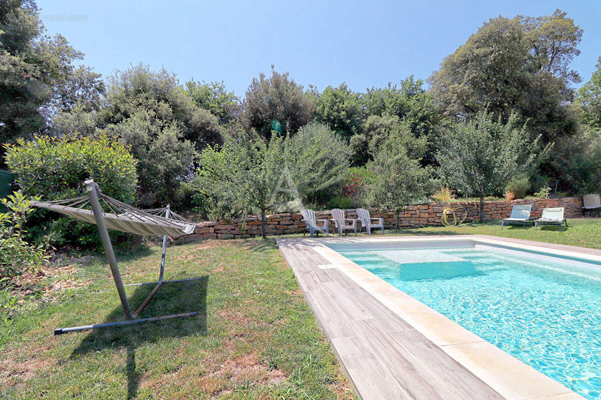 Villa type 6 avec jardin paysage piscine chauffee garage a greoux les bains - photo 6