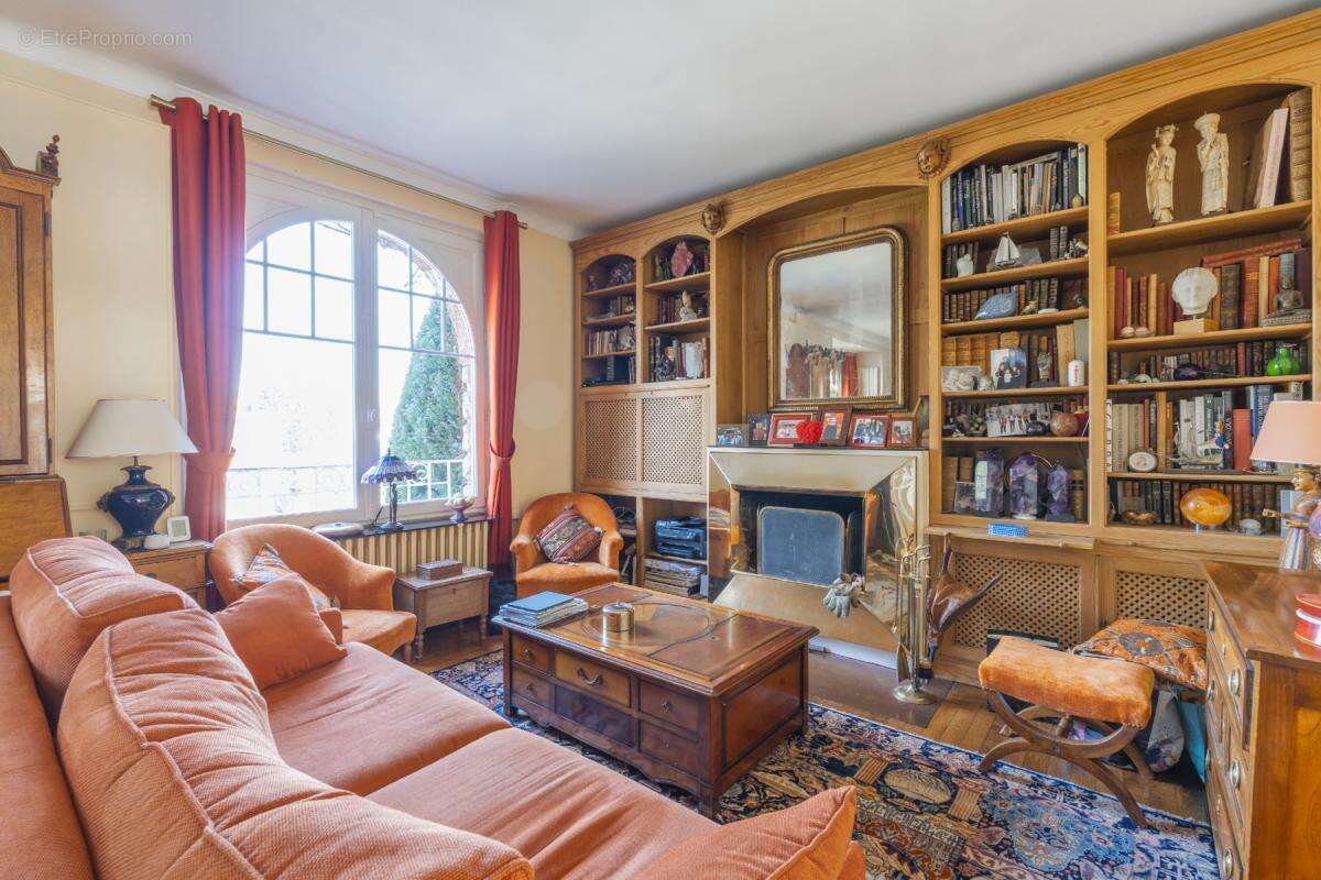 Maison à VAUCRESSON