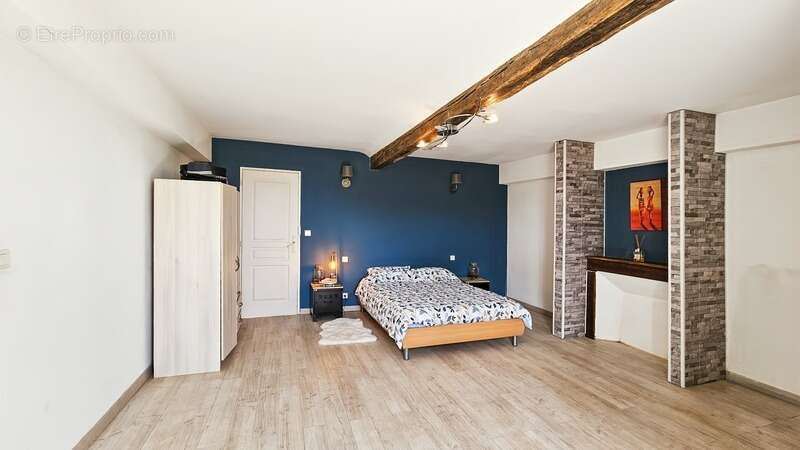 Maison à LEMBEYE